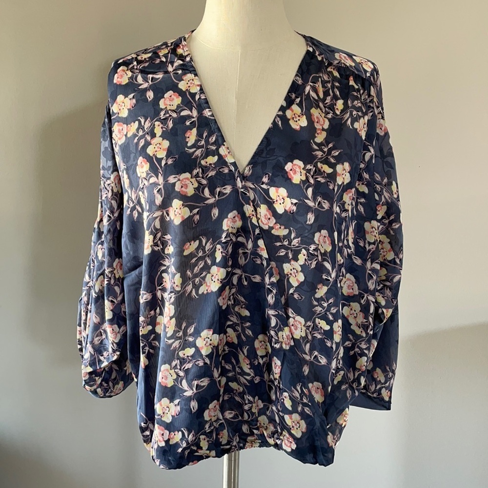LOVESTITCH BOHEMIAN floral relaxed oversized blouse. 3/4 balloon sleeve. Size S